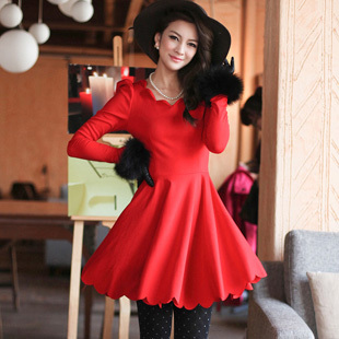 File:Red Dress.jpg