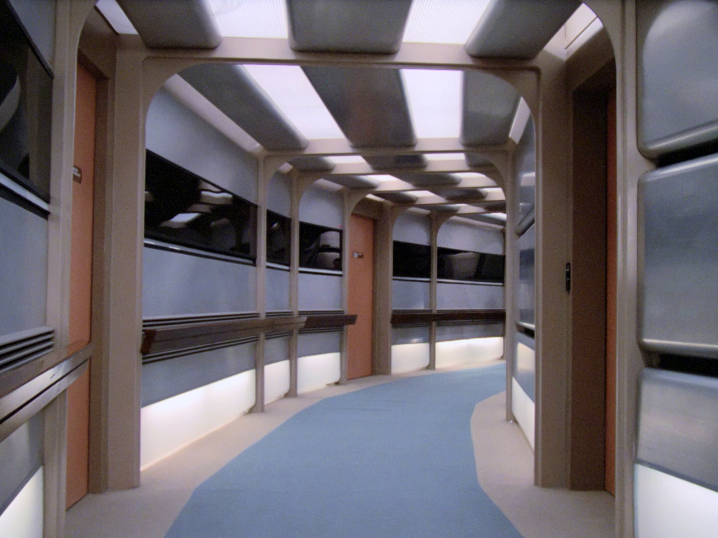 file-tng-corridor-bg-jpg-118wiki