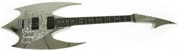 Teliceshagan klingonguitar.jpg