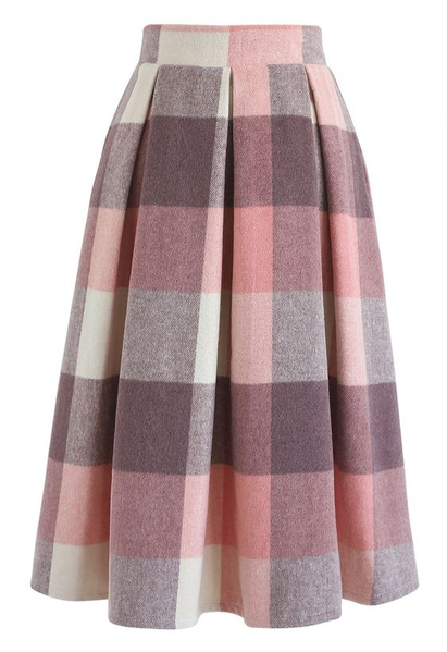File:Pink wool skirt.png
